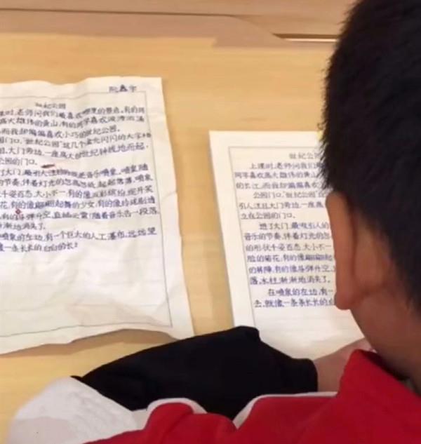 3年级男孩的作业本走红,字迹堪比“印刷体”,妈妈却开心不起来