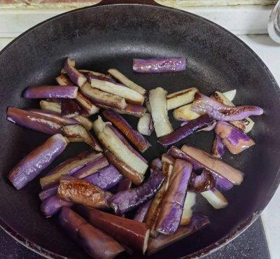 深夜食堂|餐厅必点的茄子豆腐煲，在家也能做