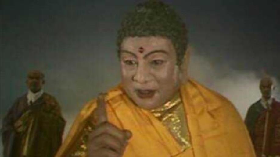 孙悟空|为何说如来用了很深的法力,才镇压悟空?你看当时谁在现场