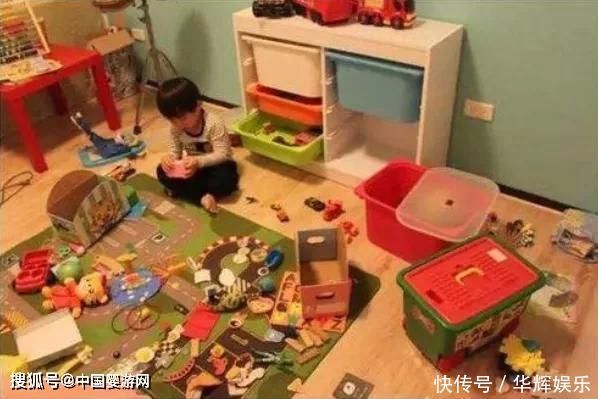 给孩子买了很多玩具却导致他专注力下降，你该这么做