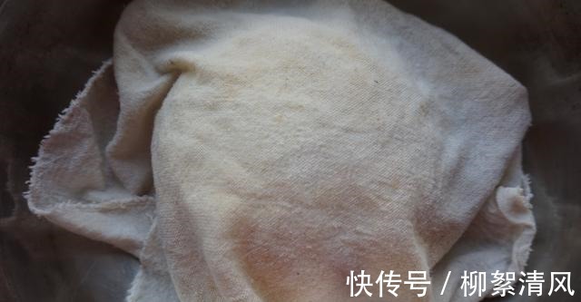 步骤|千层葱香肉饼,馅料丰厚,酥软可口,看到之后,眼泪从嘴角流出来!