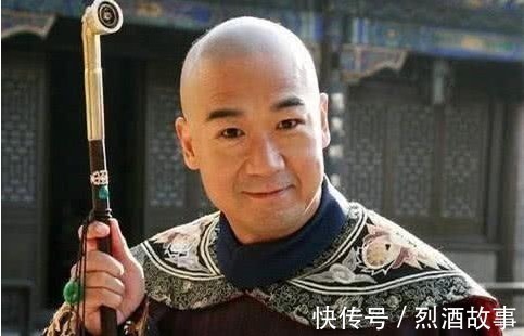 对联！进士上联：“鼠无大小皆称老”，纪晓岚机智回下联，成绝对