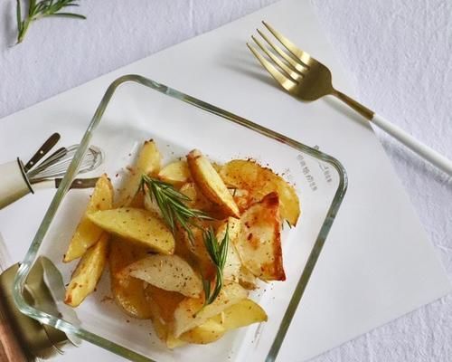 搅拌均匀|不用一滴油做薯角，外酥里嫩，香味四溢，4个土豆做完吃不了