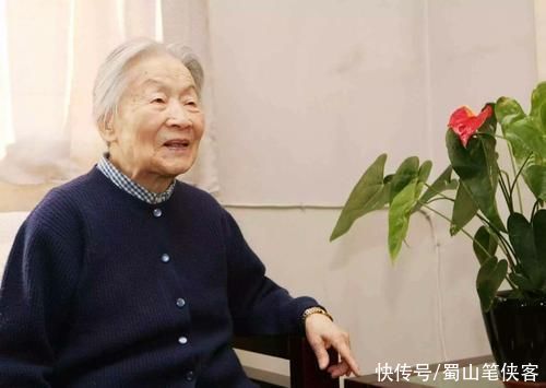 他一生两度婚姻，84岁仍对初恋恋恋不忘，初恋一句话让他彻底死心