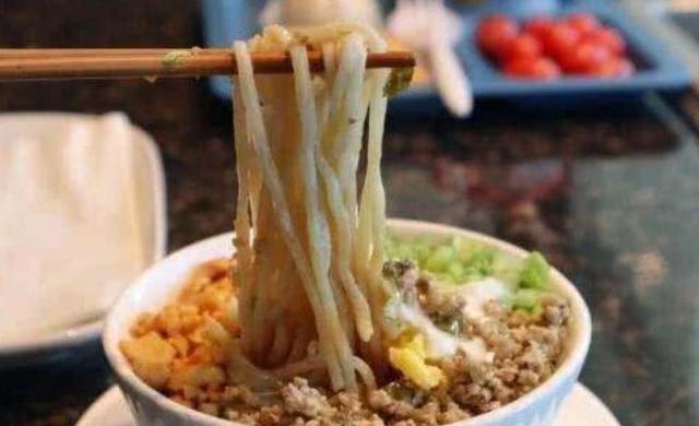 一日三餐|饭量大的人易长寿,还是饭量小的人易长寿以下结论也许对你有益