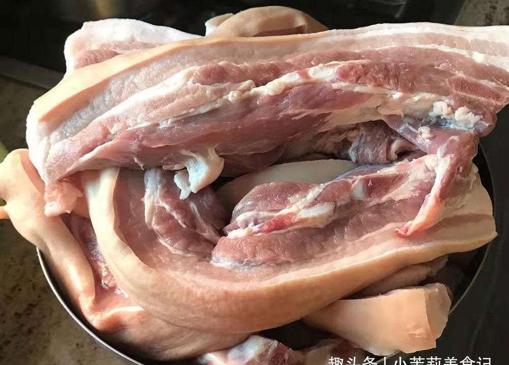 腌腊肉，只放盐不好吃，牢记“2放2不要”，好看又好吃，久放不坏