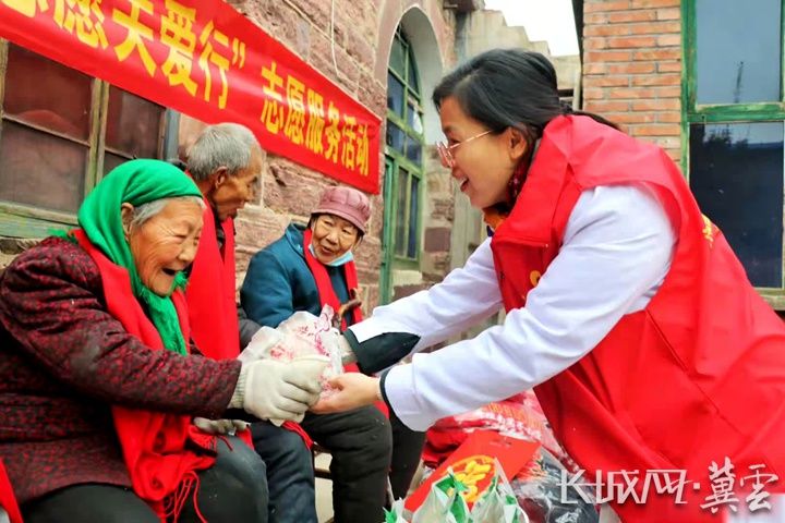 中医药|石家庄青年志愿者申秀丽：用中医药服务百姓