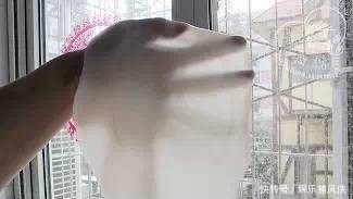 人人|凉皮自己在家就能做,做法简单又干净,学会这个窍门,人人都能做