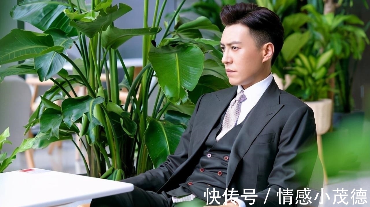 现实生活中$老梁:经常有4种表现的人,多半是“卑鄙小人”,不值得深交