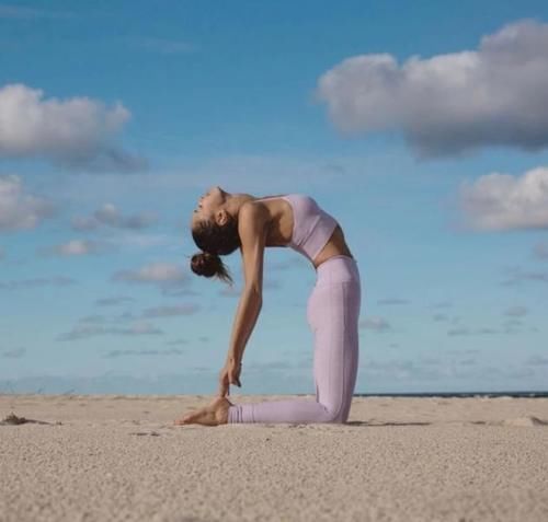 腰部|腰部很粗该怎么办?这5式瑜伽要多练,减去脂肪,柔软腰身