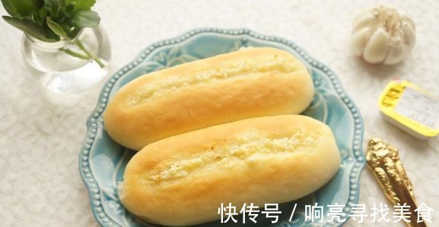 面包|没想到大蒜还可以这样吃,焦脆咸香,蒜香扑鼻一出炉!