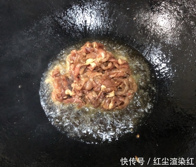 青椒肉丝，百吃不厌的家常下饭菜