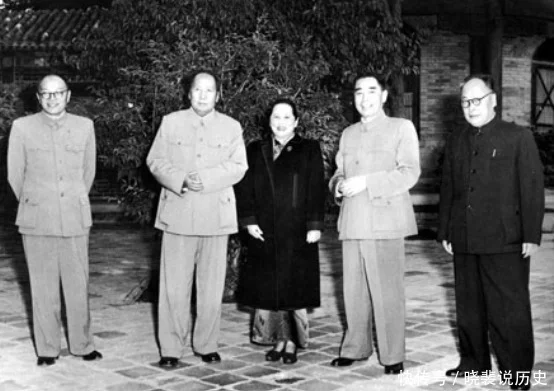 陈毅追悼会结束后，宋庆龄：主席真聪明