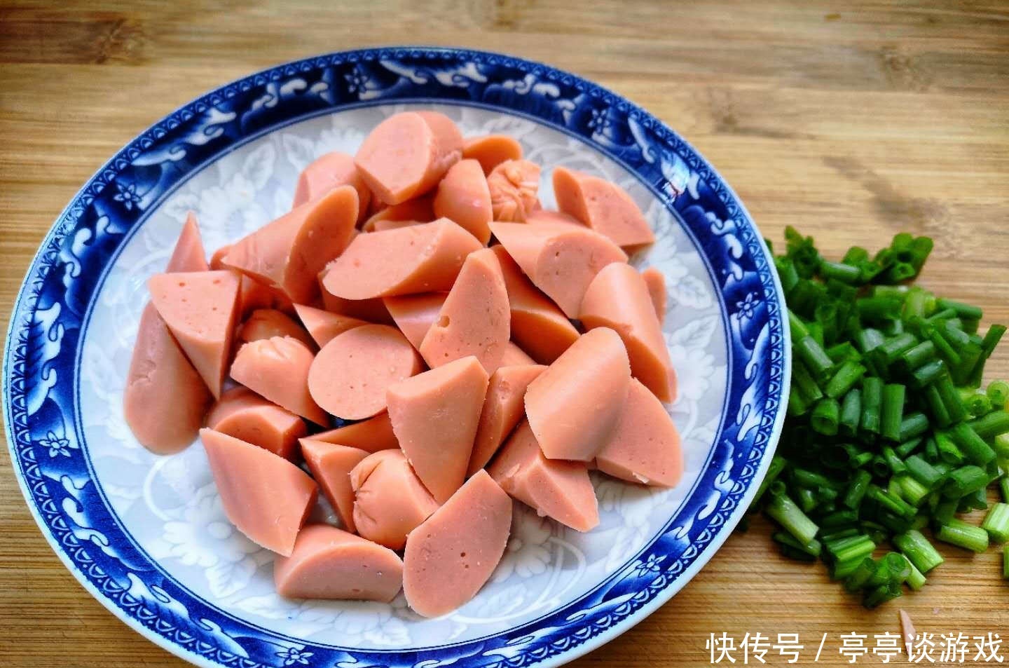 自从土豆学会这做法,我一天做2锅,比夜市烤肉好吃,连吃7天不腻