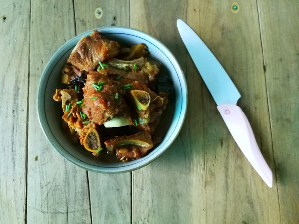 天天就馋这道菜,炖一锅都不够吃,比排骨还香,啃着吃最过瘾