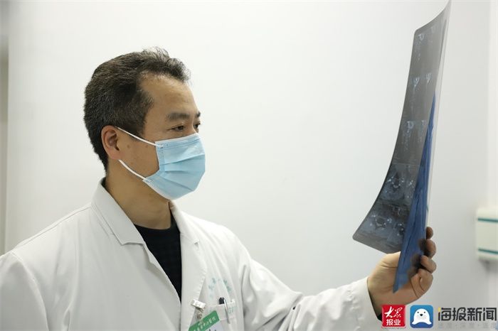 孙磊|泰安市中心医院脊柱外科医学博士孙磊：深耕骨科十八年 打造患者“铮铮铁骨”