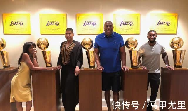 NB身高1米96，拥有一身腱子肉，魔术师大儿子为何不打NBA？