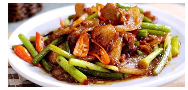 鲜美而不腻 蒜苗回锅肉的做法原来那么简单,看着都流口水