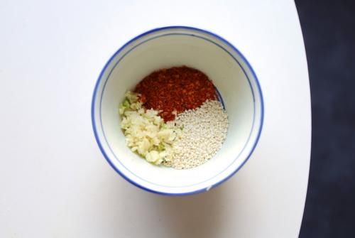  豆腐新吃法，酥酥脆脆，做法简单比肉还香