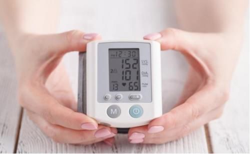 血压|高血压的根本原因不是盐，医生：3个原因逃不掉，切记不可小