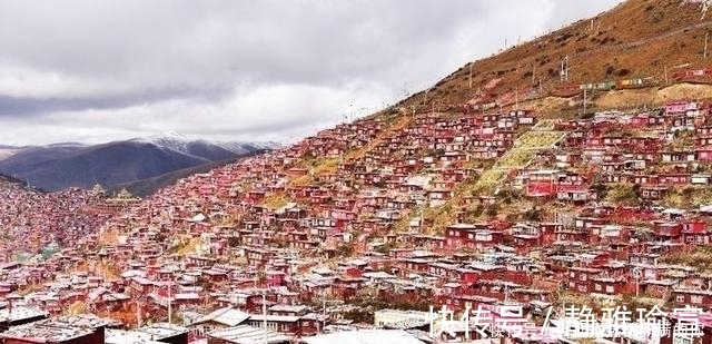 色达县|世界上最大的佛学院，隐藏在雪域高原的崇山峻岭中，令人震撼