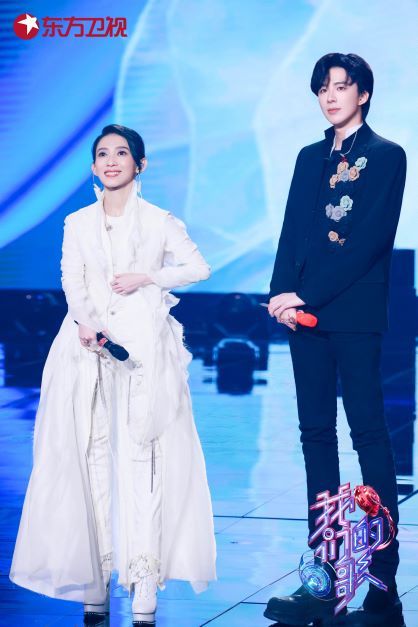 《我们的歌》今晚收官“金声拍档”花落谁家？