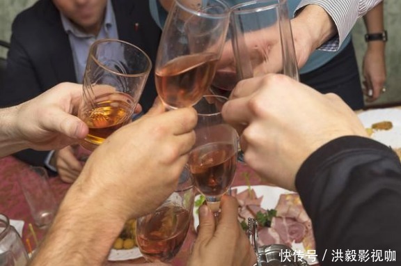 皱纹“讨厌”的6类食物,女性朋友敞开吃,或能紧致肌肤、不显老