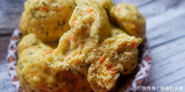 胡萝卜|玉米面这样做不但营养更加丰富,口感又松又软,而且颜色鲜艳亮丽