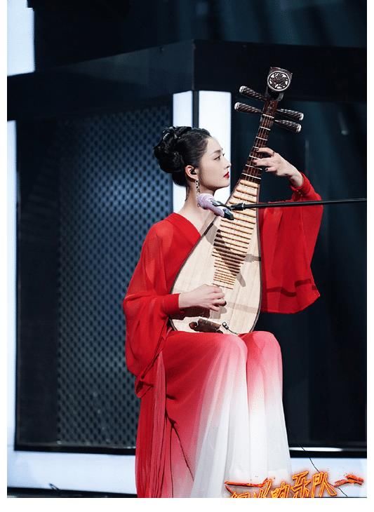 《閃光的樂隊》首播，老中青三代音樂人聚會，一鍋亂燉，有肉有菜