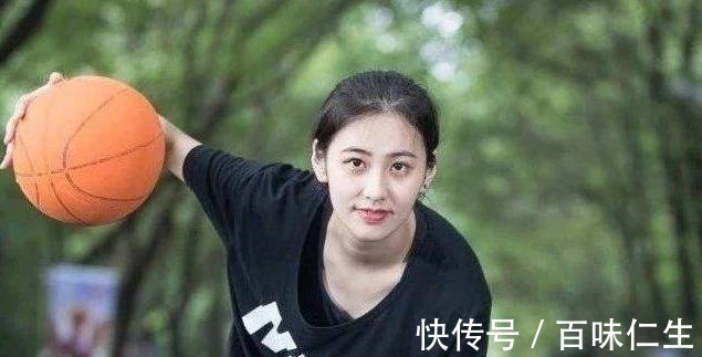 女裁判|真人版“赤木晴子”中国最美篮球女裁判,姓氏却很多人不会读!