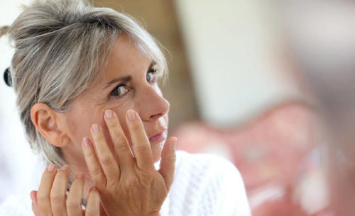 糖尿病合并高血压?小心这4大危害缠上你,教你4招来应对高血压