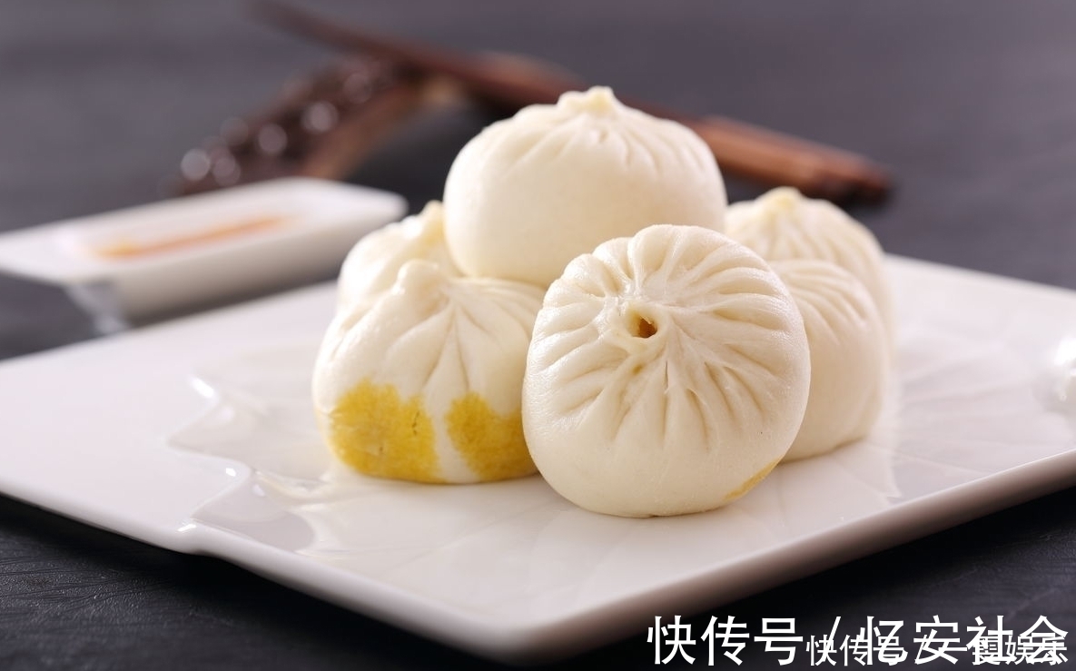 包子的这种做法火了，简单3步，自己在家就能包出美味可口的包子