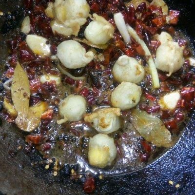 豆豉|好吃到流泪的丰富餐桌味一干锅蹄花，连吃三天都不够