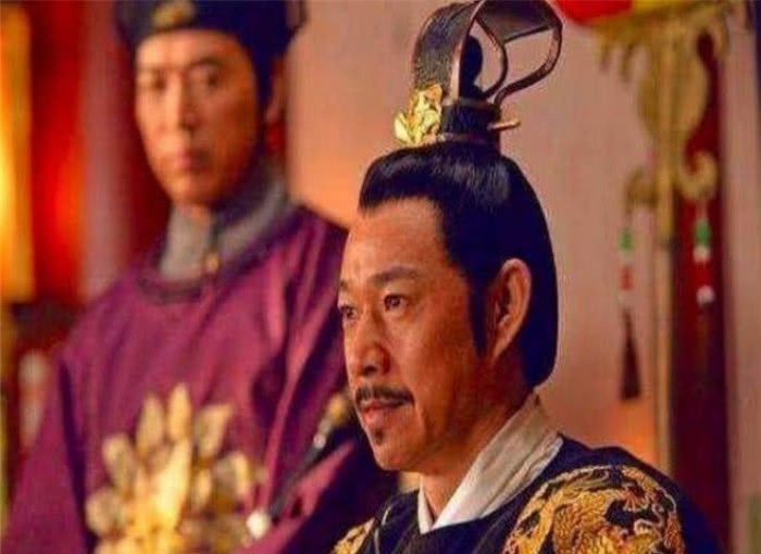 古代|中国古代龙袍几十年都不会洗一次?难道味道不会很大吗?