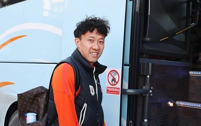 中超|山东泰山兵发广州！拼命三郎携手五大外援，5大国脚最多合练3天