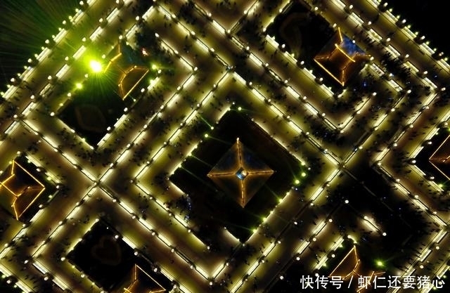 张掖甘州:千年九曲黄河灯阵亮灯 喜迎元宵佳节