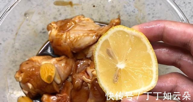 调味料|自己在家制作这个小吃，健康无油，好吃到舔手指！