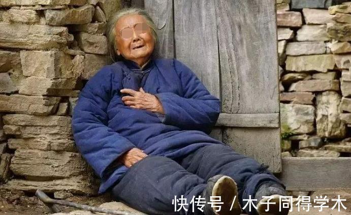 医生|假如亲人得了绝症，到底是治还是不治？一位当医生的儿子这样选择