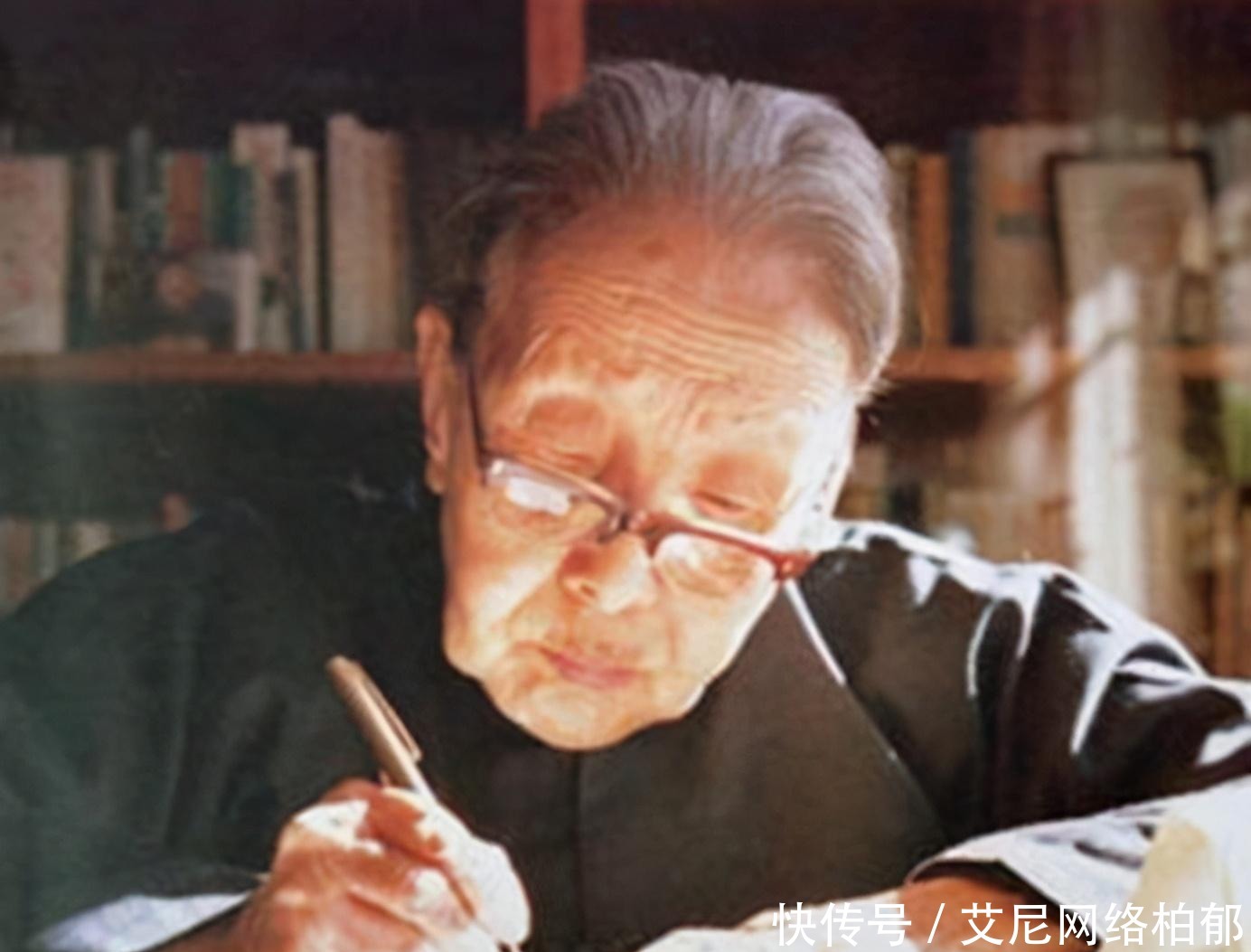 文坛祖母冰心为何被鲁迅、林徽因瞧不起?张爱玲甚至直接发文嘲讽