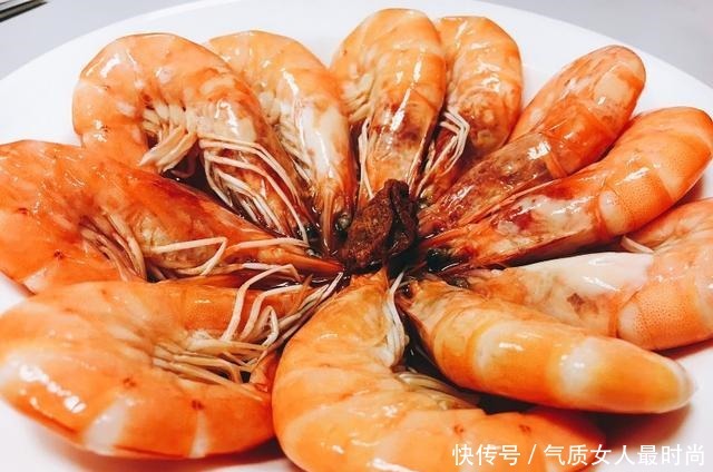 做出来|虾,直接用水煮就错了,学会这一招,保准虾肉鲜嫩