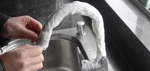 赶紧把卫生纸包水龙头上, 很多人还不知道, 学会快告诉家里人