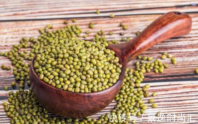 肝脏|肝不好的人,多吃3绿,不碰3物,谨记6个字,肝脏健康人长寿