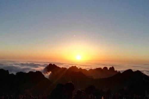 黄山|最值得爬的一座山，不是华山也不是五台山，而是最著名的它