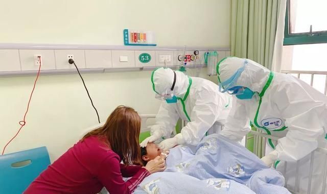 珠子|孩子狂喊肚子痛,并吐出无数绿色液体,检查结果让医生大惊失色