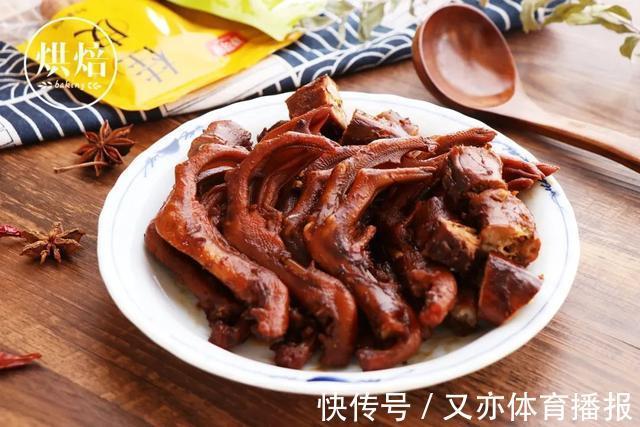 鸭脖|在家自制周黑鸭 干净卫生又省钱 吃着过瘾 甩外卖几条街