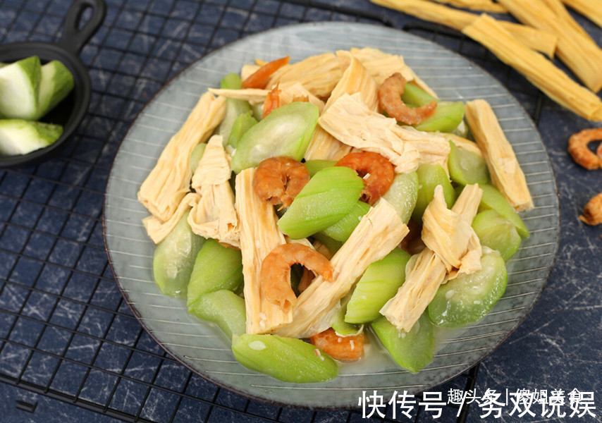 大鱼大肉|大年初一,不管缺不缺钱,家里都要做这4道吉祥菜,牛年福气满满