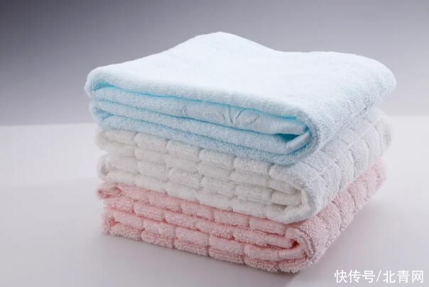 你的枕头、床垫、毛巾......竟然这么脏！该多久换一次？看完再也不敢懒了