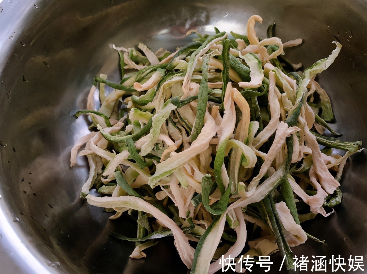 萝卜|萝卜干直接晒还是直接腌教你60年老方法,脆爽入味,1年不坏
