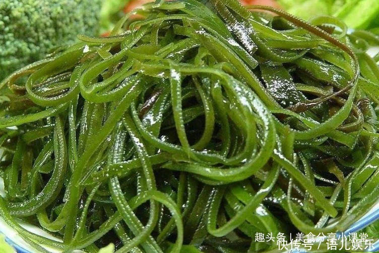 怪不得饭店的凉拌海带丝那么好吃,原来有秘诀,学会做给家人吃