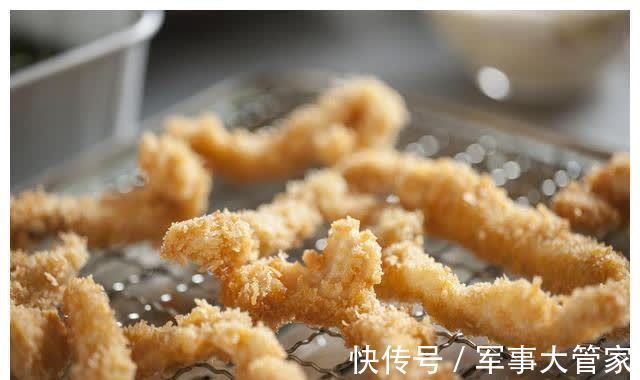 饮食习惯|三种食物或导致骨骼线提前闭合,身高发育会很吃亏,男孩影响更大